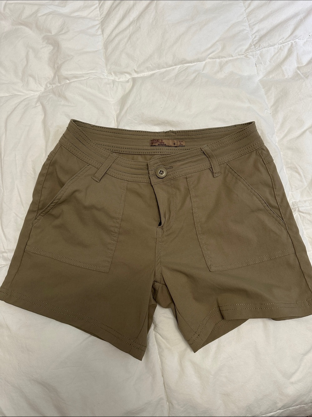 Prana Women’s Olive Utility Shorts sz.6